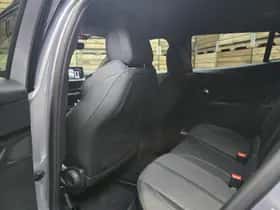 Peugeot e-2008 (2024) thumbnail 7