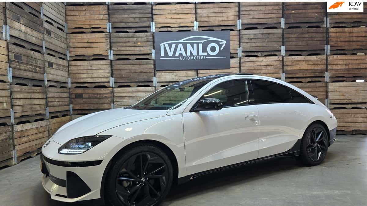 Hyundai Ioniq 6 (2024) — foto 1
