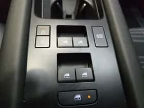 Hyundai Ioniq 6 (2024) thumbnail 11