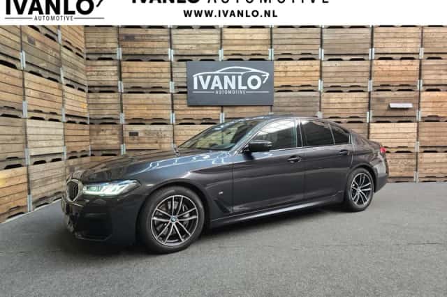 BMW 5-Serie (2023) thumbnail 1