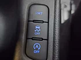 Toyota Yaris (2021) thumbnail 20