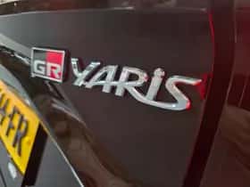 Toyota Yaris (2021) thumbnail 8