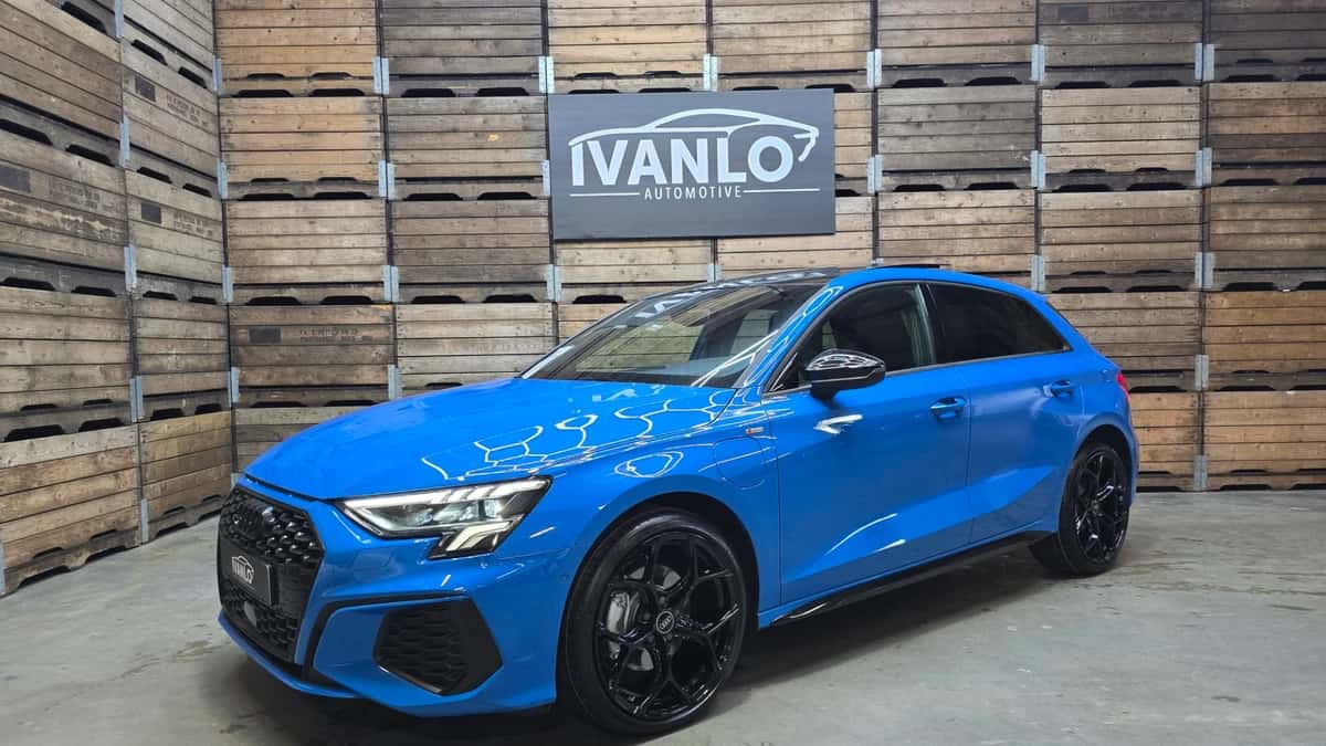 Audi A3 (2023) — foto 1