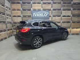 BMW X1 (2016) thumbnail 3