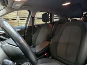BMW X1 (2016) thumbnail 7