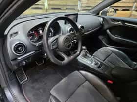 Audi S3 (2019) thumbnail 3