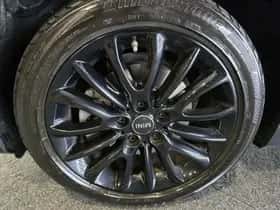 MINI Clubman (2017) thumbnail 2