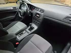 Volkswagen Golf (2015) thumbnail 8