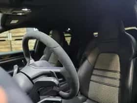 Porsche Cayenne (2024) thumbnail 6
