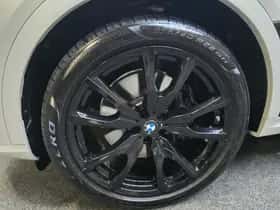 BMW X7 (2025) thumbnail 2