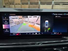 BMW X7 (2025) thumbnail 16