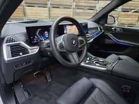 BMW X7 (2025) thumbnail 3