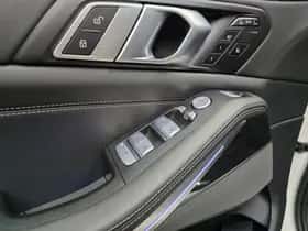 BMW X7 (2025) thumbnail 4