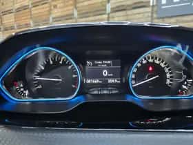 Peugeot 2008 (2018) thumbnail 10