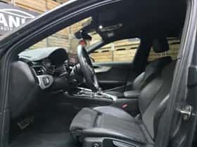 Audi A4 (2023) thumbnail 5