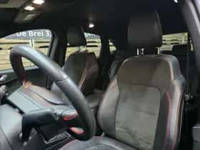 Ford Kuga (2023) thumbnail 5