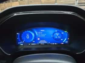Ford Kuga (2023) thumbnail 9