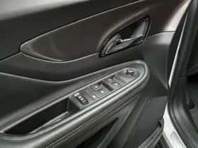 Opel Mokka (2017) thumbnail 4