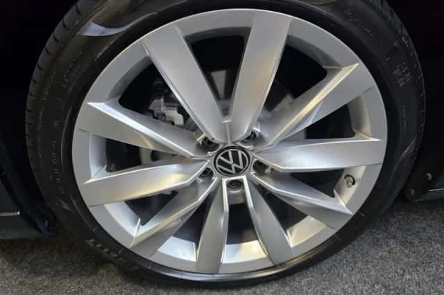 Volkswagen Arteon (2022) thumbnail 2