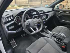 Audi Q3 (2022) thumbnail 3