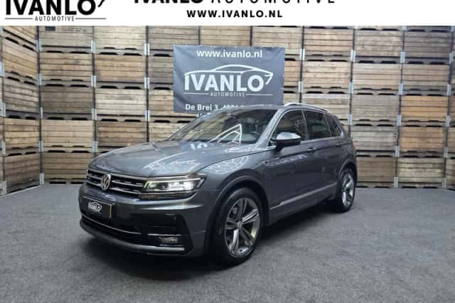 Volkswagen Tiguan (2018) thumbnail 1