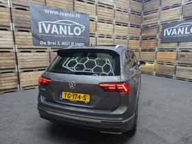 Volkswagen Tiguan (2018) thumbnail 17
