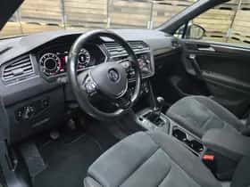 Volkswagen Tiguan (2018) thumbnail 3