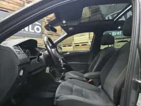 Volkswagen Tiguan (2018) thumbnail 5