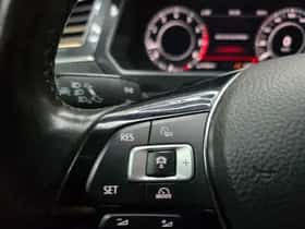 Volkswagen Tiguan (2018) thumbnail 9