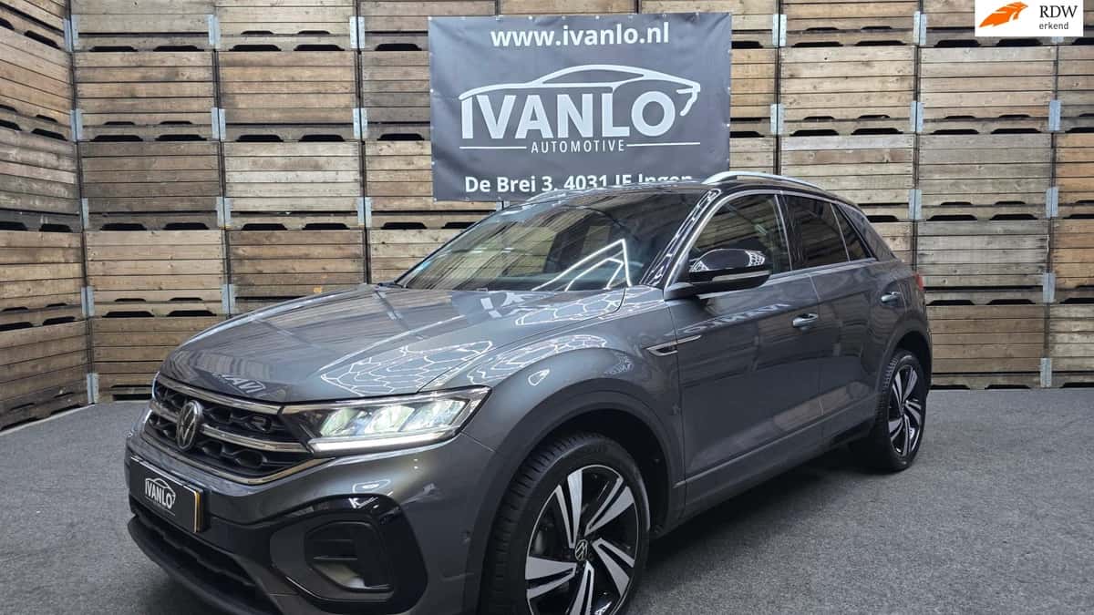 Volkswagen T-Roc (2023) — foto 1