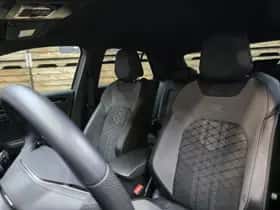 Volkswagen T-Roc (2023) thumbnail 6