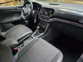 Volkswagen T-Cross (2019) thumbnail 8