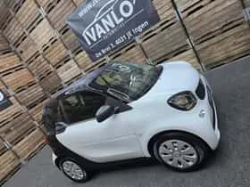Smart Fortwo (2015) thumbnail 16