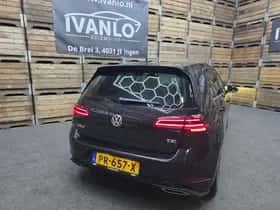 Volkswagen Golf (2017) thumbnail 17