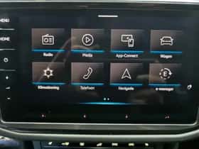 Volkswagen Tiguan (2022) thumbnail 15