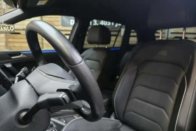 Volkswagen Tiguan (2022) thumbnail 6