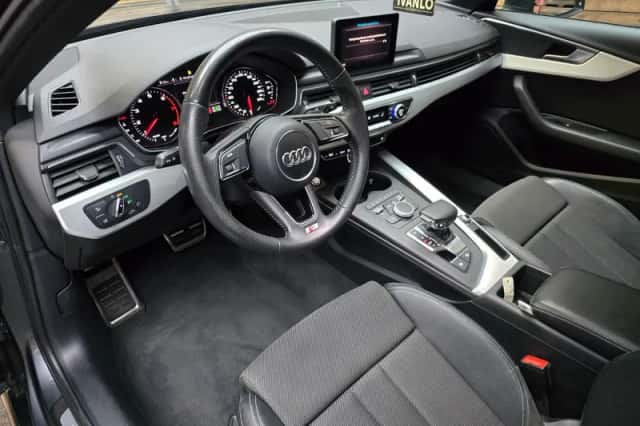 Audi A4 (2017) thumbnail 3
