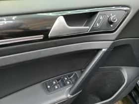 Volkswagen Golf (2013) thumbnail 4