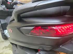 Piaggio Scooter (2022) thumbnail 3