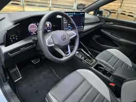 Volkswagen Golf (2025) thumbnail 3