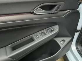 Volkswagen Golf (2025) thumbnail 4
