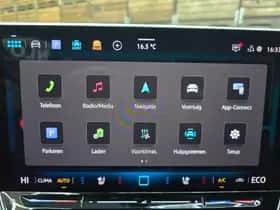 Volkswagen Golf (2025) thumbnail 15
