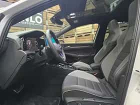 Volkswagen Golf (2025) thumbnail 5
