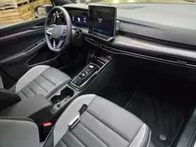 Volkswagen Golf (2025) thumbnail 8