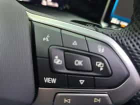 Volkswagen Golf (2025) thumbnail 10