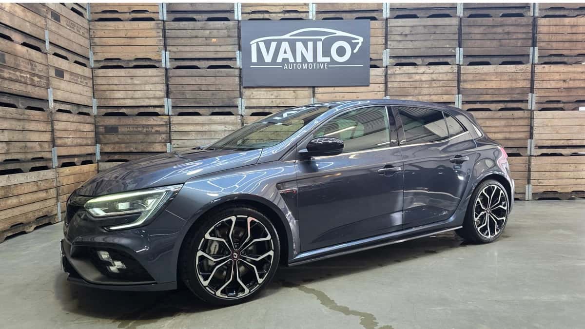 Renault Mégane (2018) — foto 1