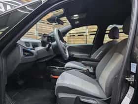 Volkswagen ID.3 (2022) thumbnail 5