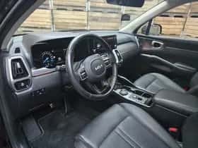 Kia Sorento (2022) thumbnail 3