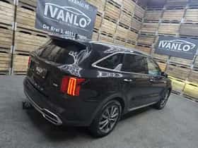Kia Sorento (2022) thumbnail 23