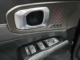 Kia Sorento (2022) thumbnail 4
